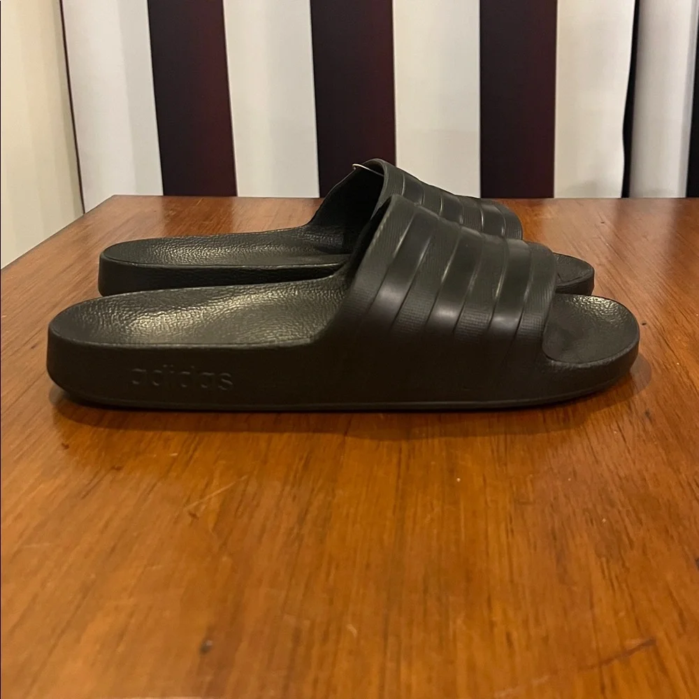 Adidas Adilette Aqua Slides Sandals Shoes black F35550 new Mens Size 10